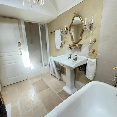 Bed & Breakfast De Charme Dans Un Jardin De 1500m2