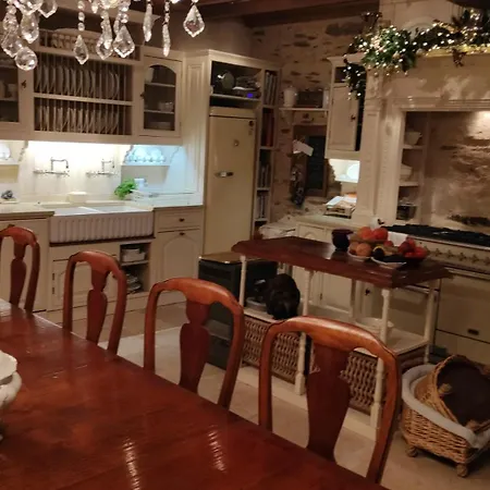 De Charme Dans Un Jardin De 1500m2 Nueil-sur-Layon