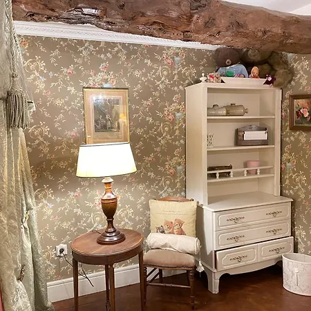 De Charme Dans Un Jardin De 1500m2 Bed & Breakfast 4*