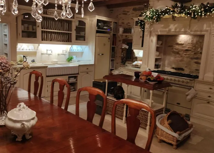 De Charme Dans Un Jardin De 1500m2 Nueil-sur-Layon